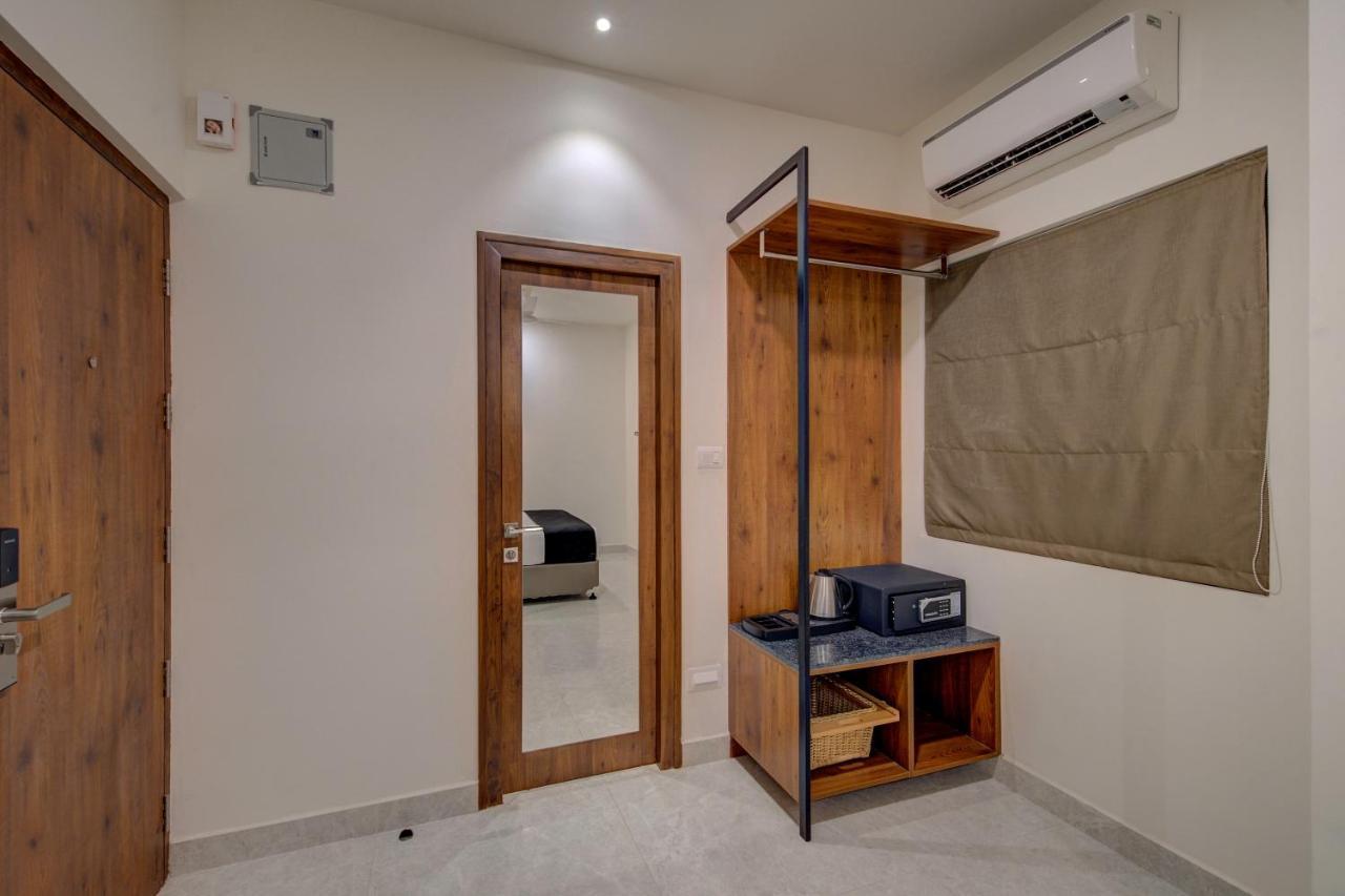 Arunaa Inn Airport Hotel,Csennai Kültér fotó